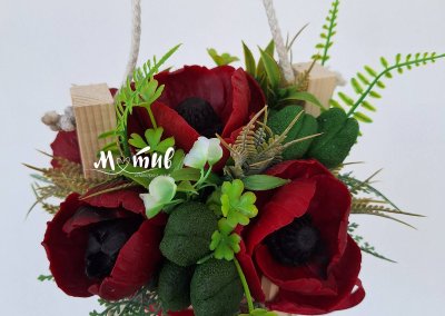 Дървена кръгла кашпа с мак